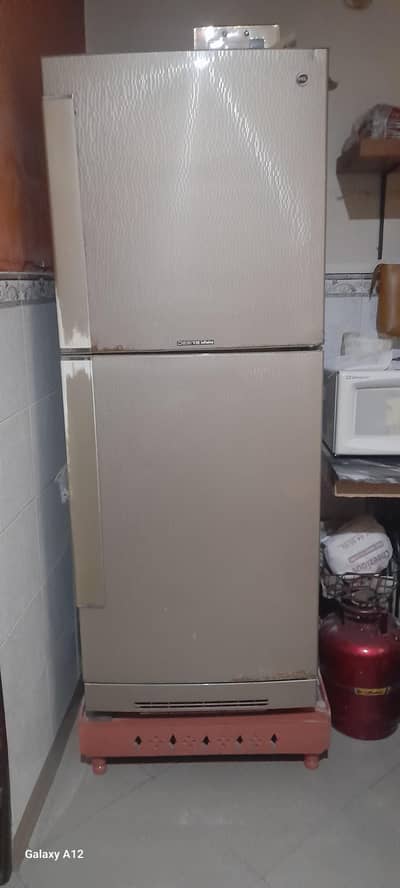 Pel Refrigerator in Excellent Condition