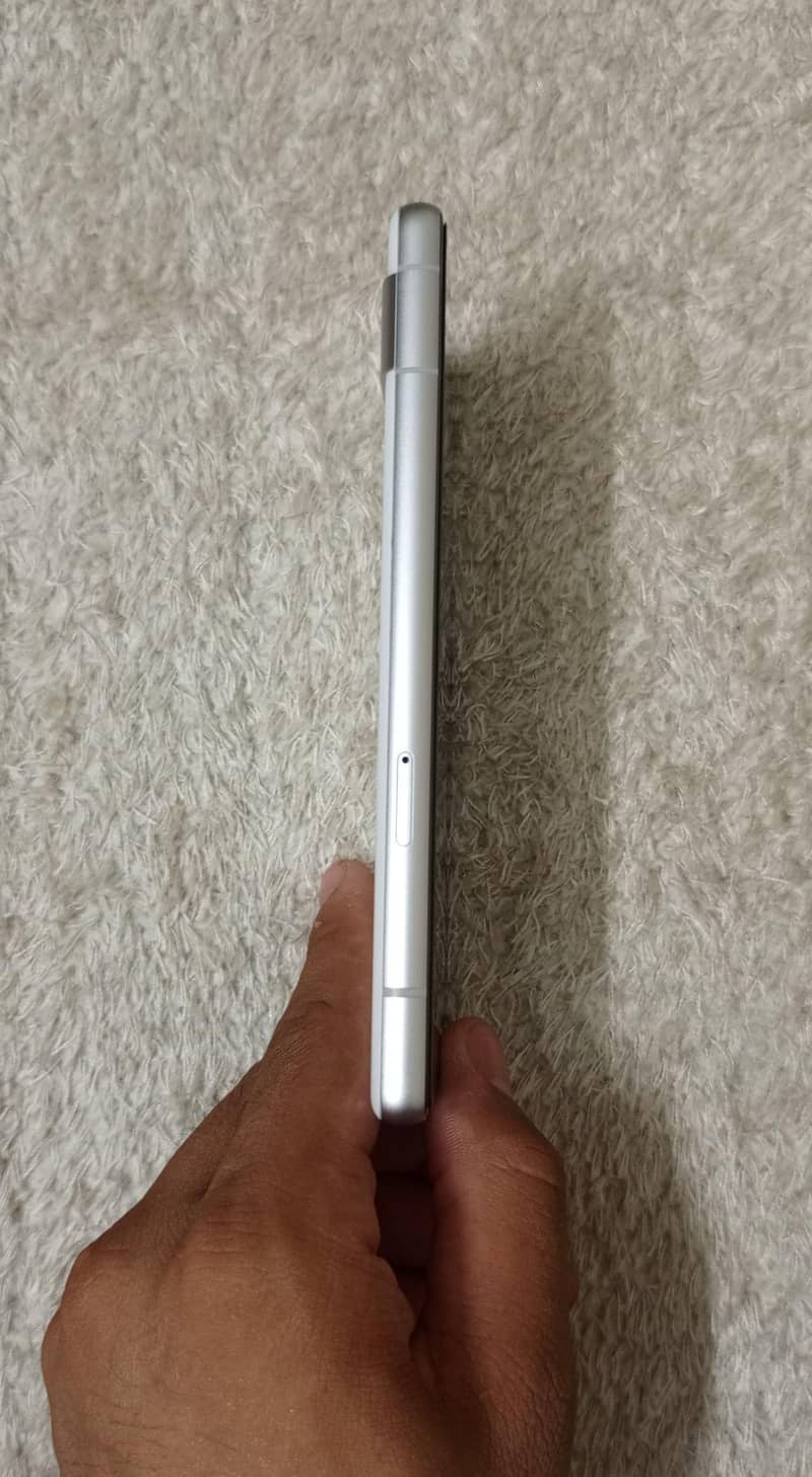 Google Pixel 7a 3