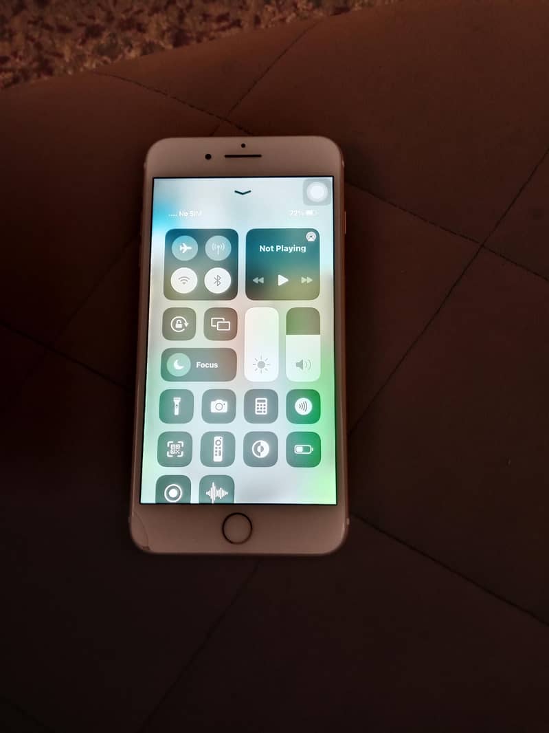 Apple iPhone 7 Plus 2