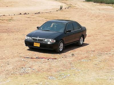 Nissan Sunny 2000