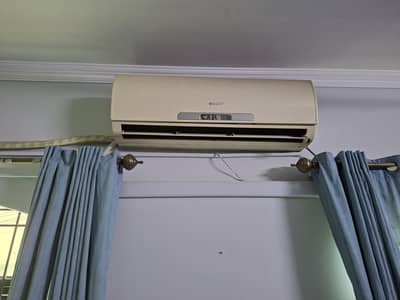 Kenwood E crystal 1.5 ton with Orient Indoore
