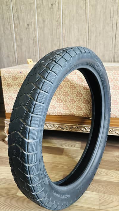 Tyre For Cg 125, Ybr, Gs 150, Cb150, cg150, Baneli 150.