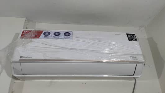 Dawlance 1.25 Ton Full DC inventor AC -14000 BTU Excellent condition