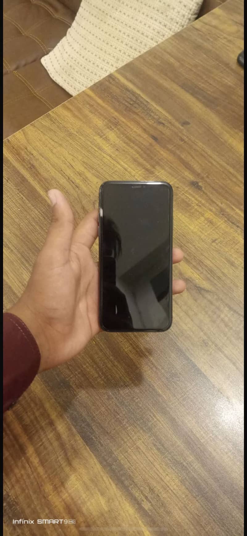 Apple iPhone X 4