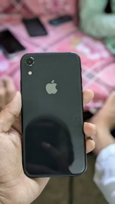 Apple iPhone XR