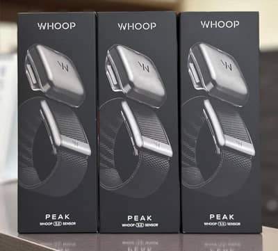 Whoop 5.0 peak Fitness and health Tracker