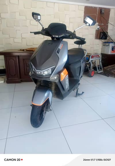 scooty