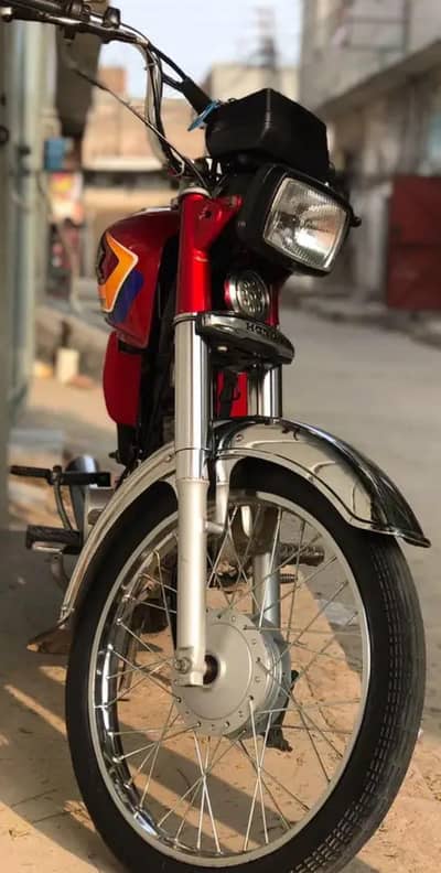 Honda CD 70 2024/2025