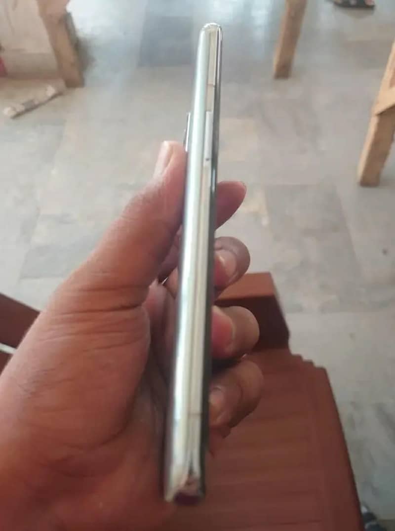 One Plus 9 Pro 4