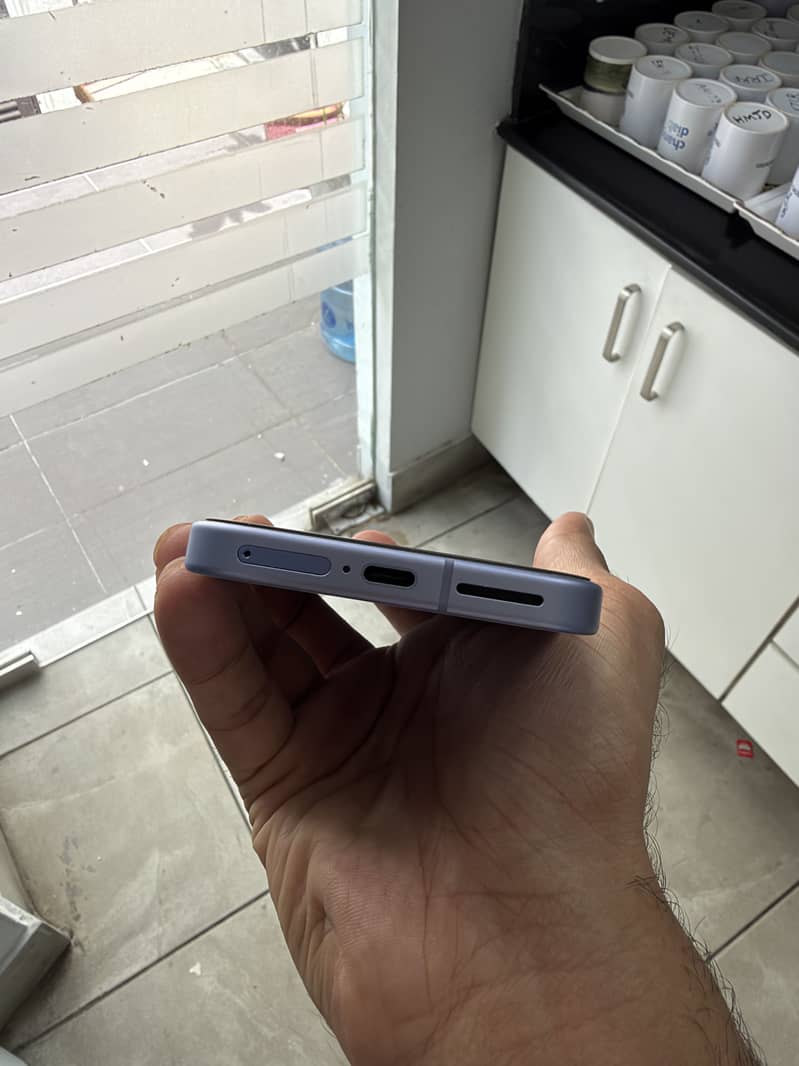 Google Pixel 9A 1