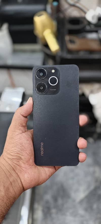 Realme note 70 full 10/10 with box and charger