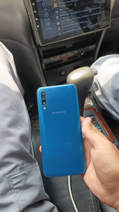 Samsung Mobile A50