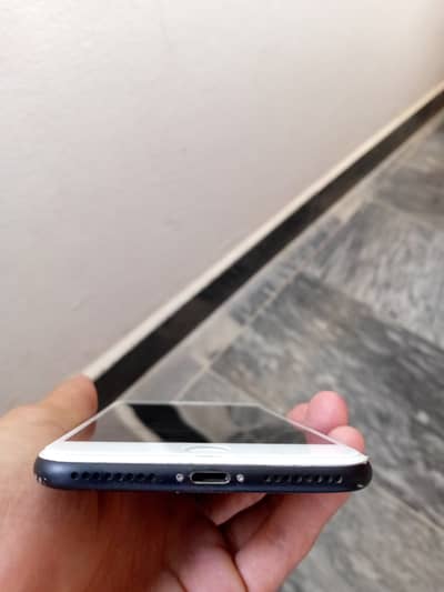 Apple iPhone 7 Plus official Ptaapproved forsale and exchange possible