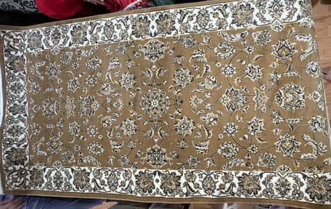 brand new carpet 3feet by 7 feet