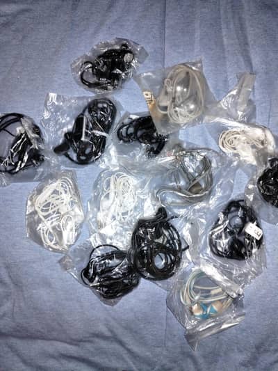 all old and touch mobile chargars handsfree
