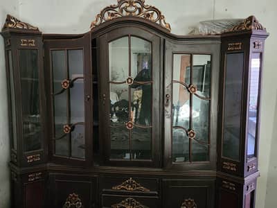 showcase chiniotti wood