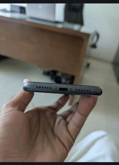 Apple iPhone 11 sim working 128gb fu