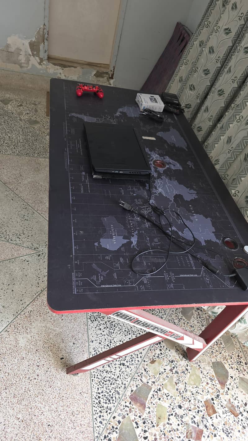 Gaming Computer Table 5