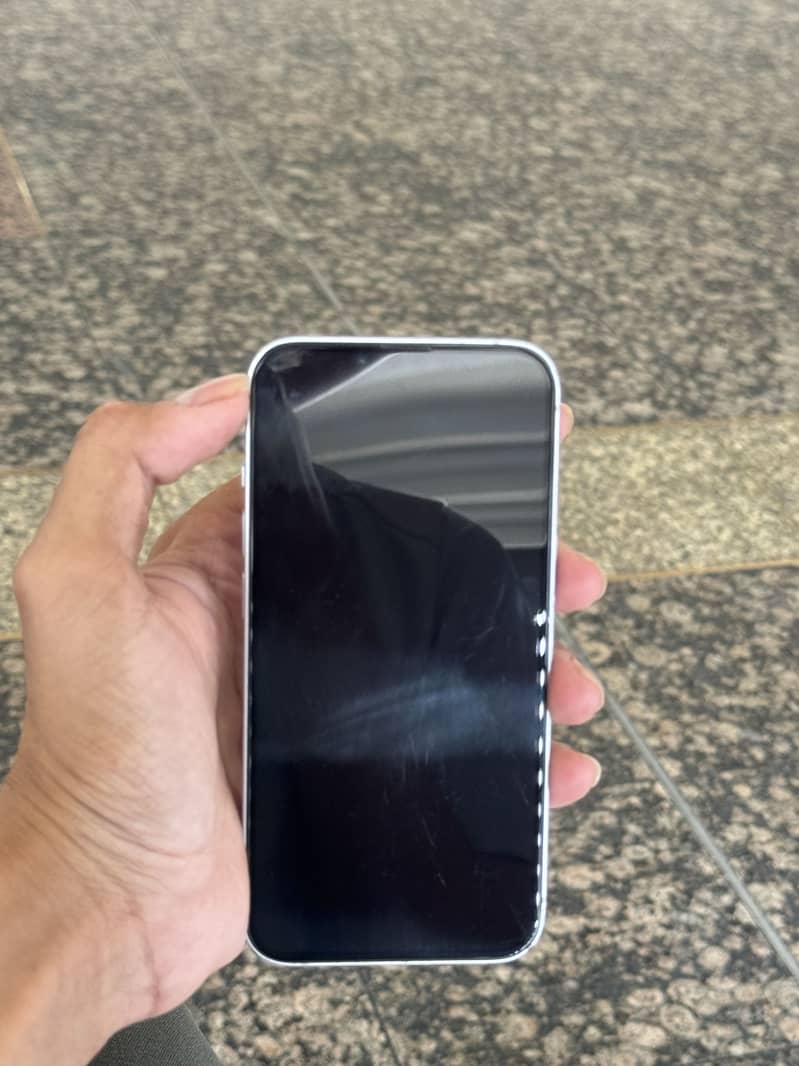 Apple iPhone 14 6