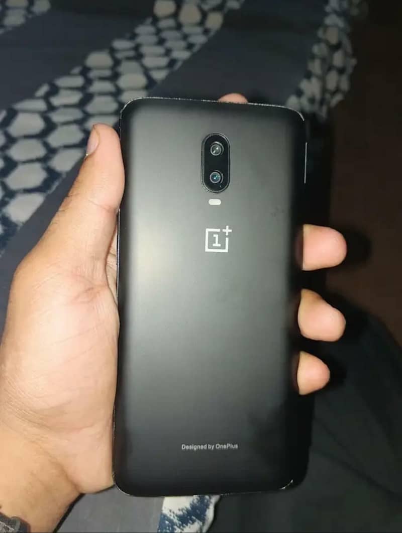 One Plus 6T 1