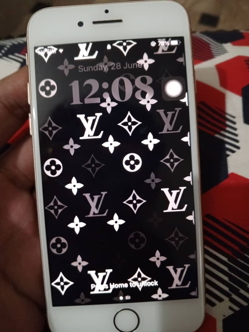 Apple iPhone 8 2