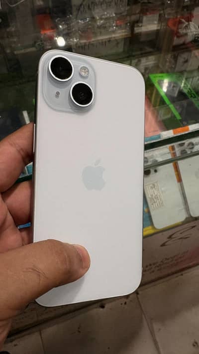 Apple iPhone 15