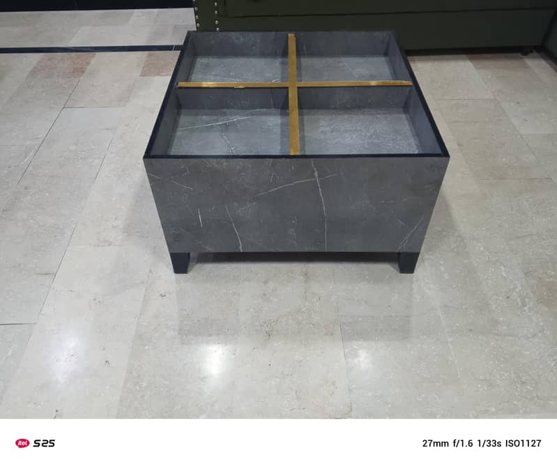 coffee table 0