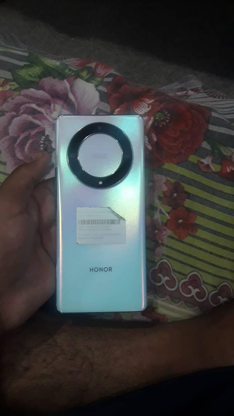 Honor Magic5 Lite 3