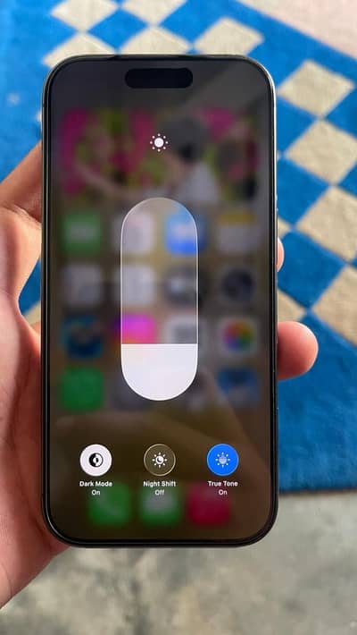 Apple iPhone 17