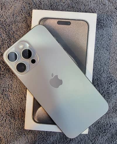 Apple iPhone 15 Pro 0