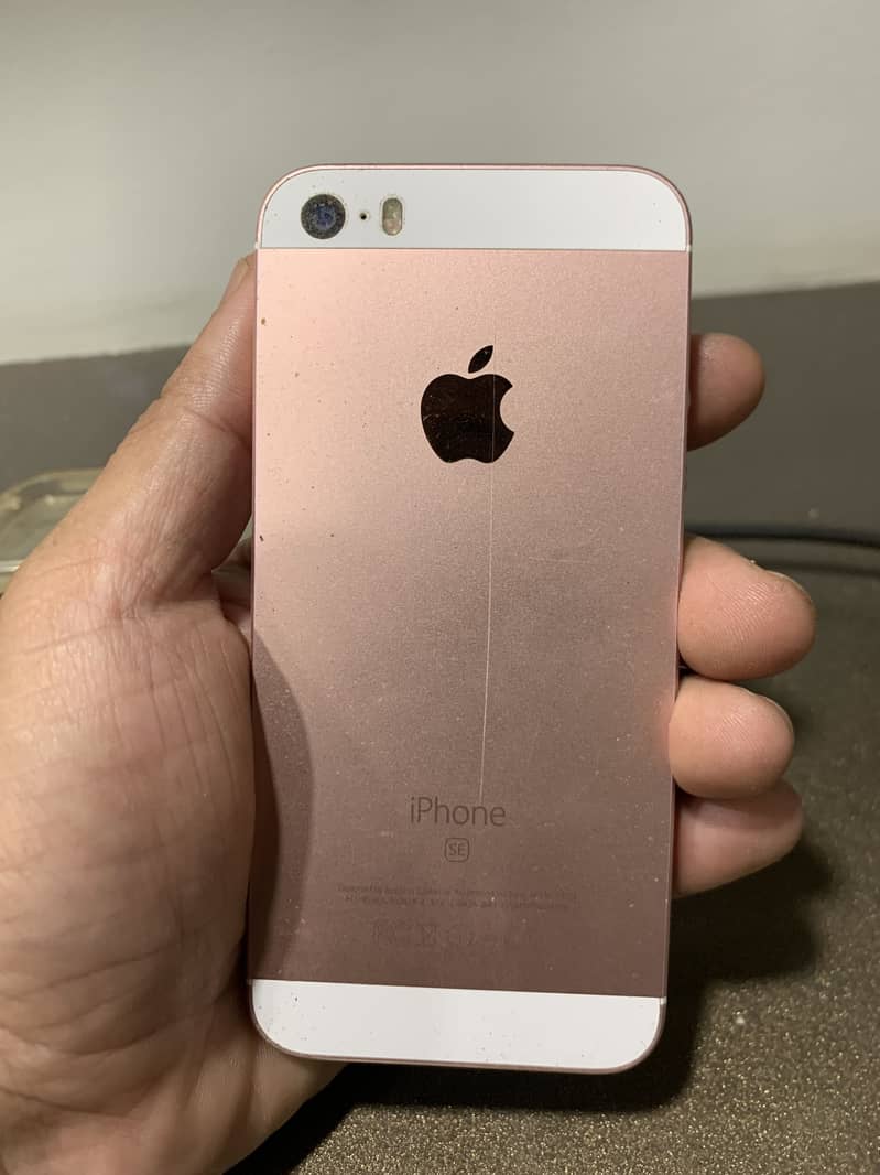 Apple iPhone SE 4