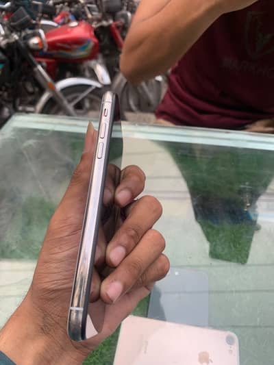 Apple iPhone X