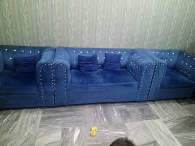 Sofa set of 2 1 1