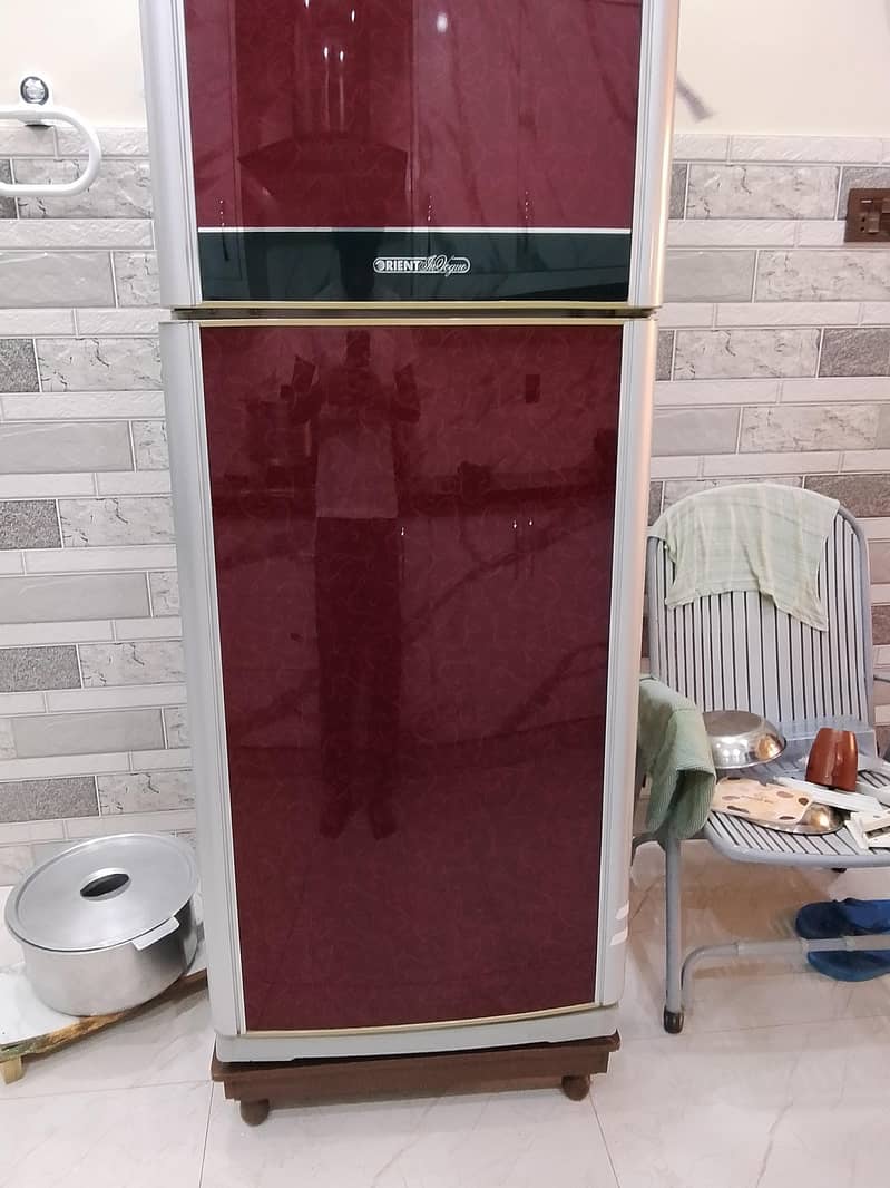 Orient fridge 0