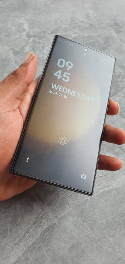 Samsung S23 ultra 12/512 Gb