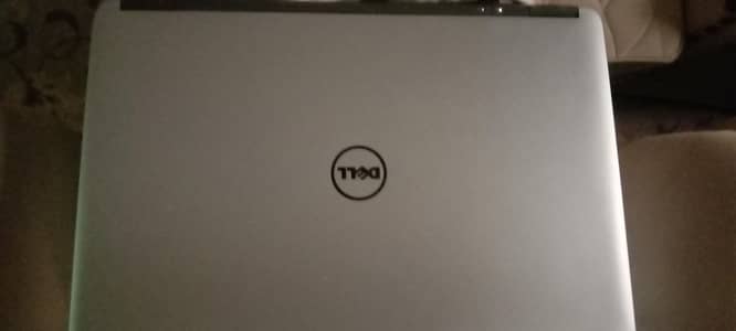 It's Dell Latitude E7440