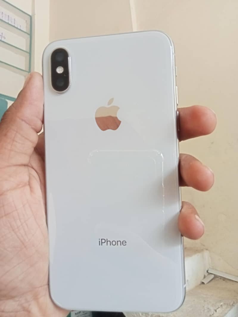 Apple iPhone X 3