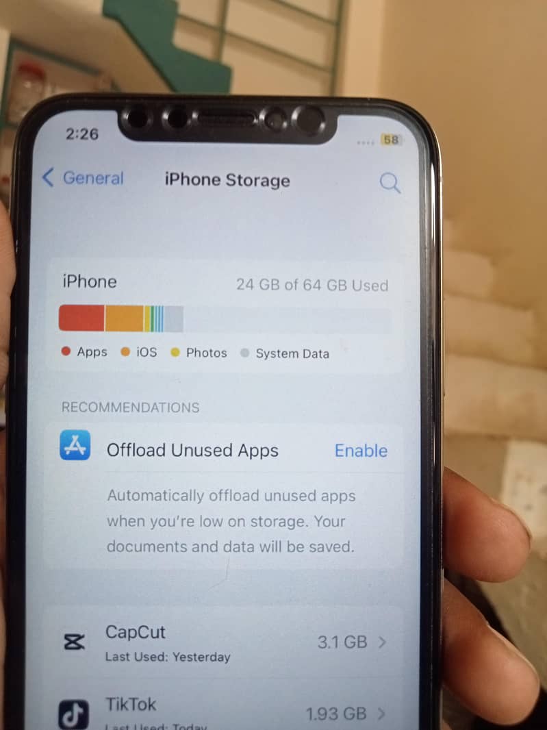 Apple iPhone X 5