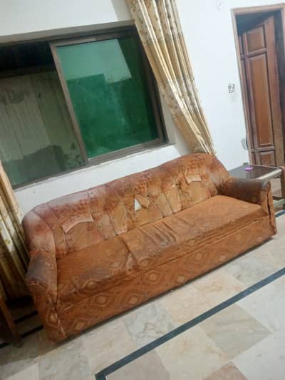 5 Seater Sofa Set (3+1+1) | Strong Wooden Frame | Good Condition | Oka