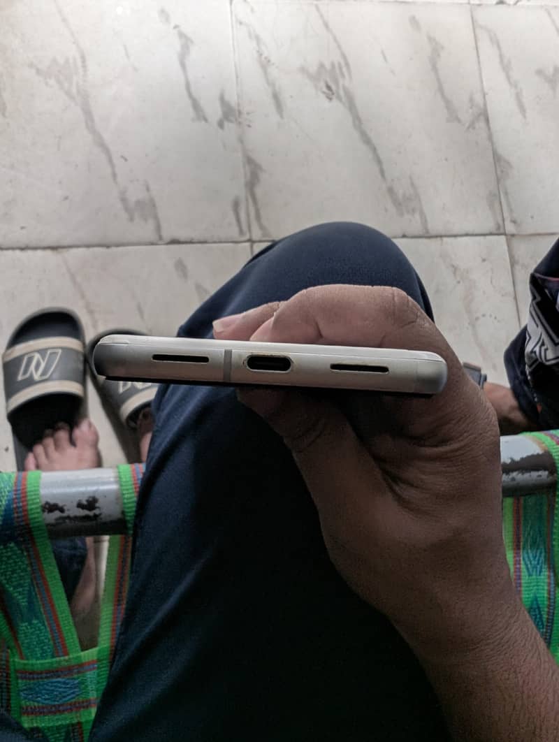 Google Pixel 7 3