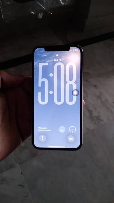 Apple iPhone 12