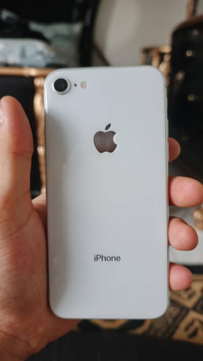 Apple iPhone 8