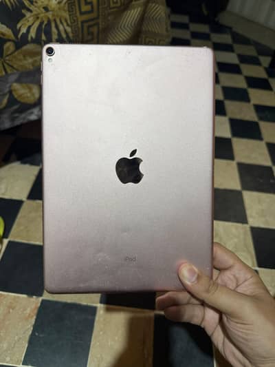 iPad Pro (10.5 inch) 2017 Model