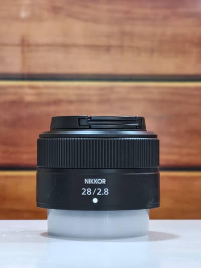 Nikon 28mm f2.8