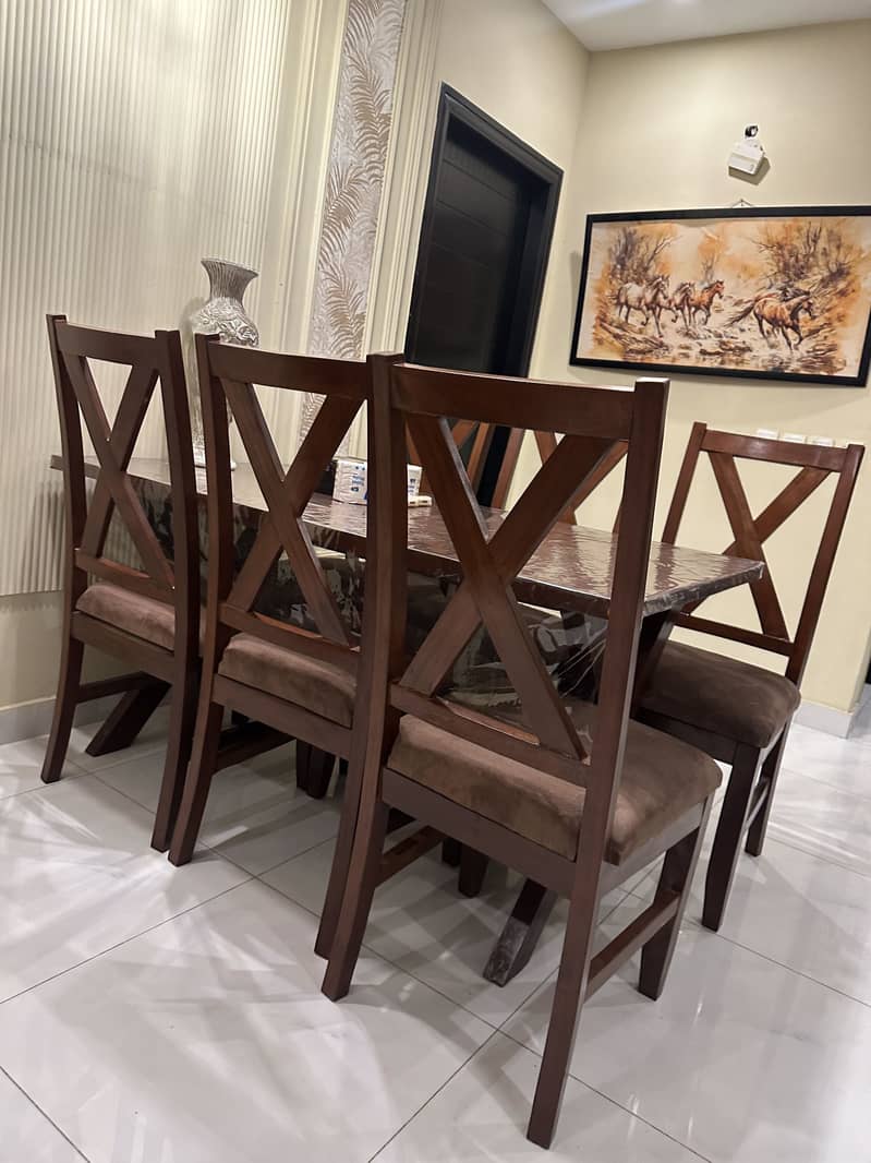 6 seater dining table 4