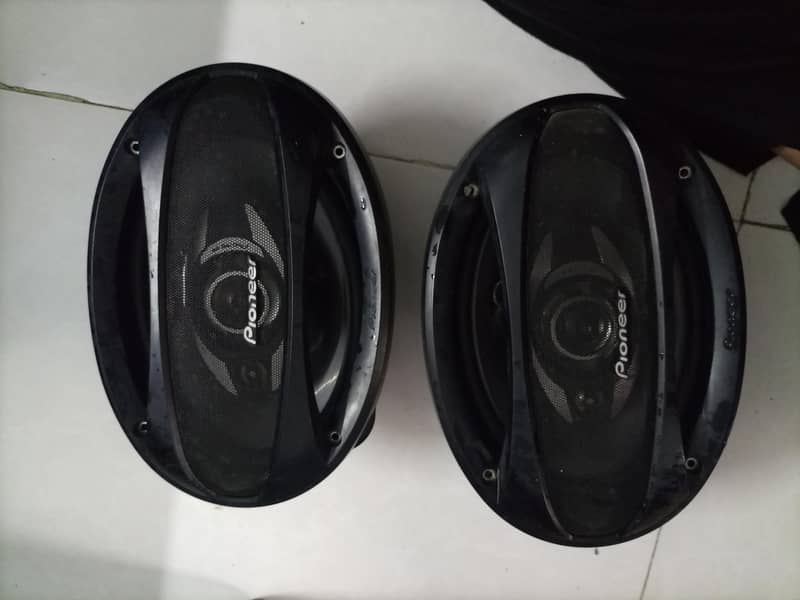 Speakers 2