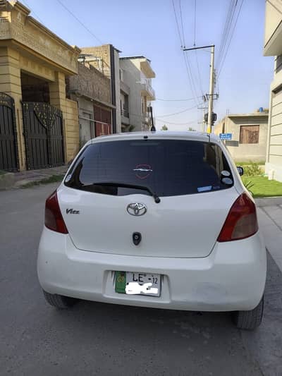 Vitz 2006 model 2011 register echo and climate system with 6 airbag