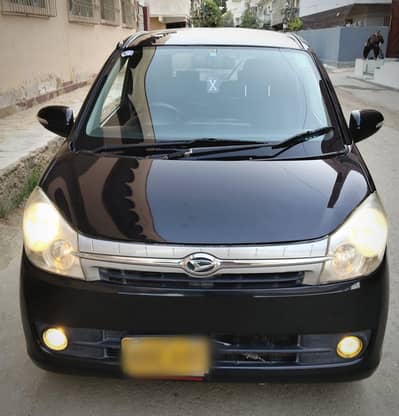 Daihatsu Mira 2011