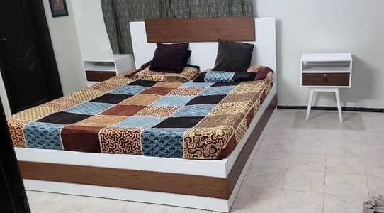 bed set with chest drawer