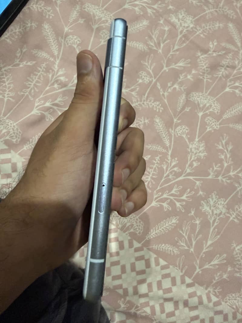 Google Pixel 7a 3
